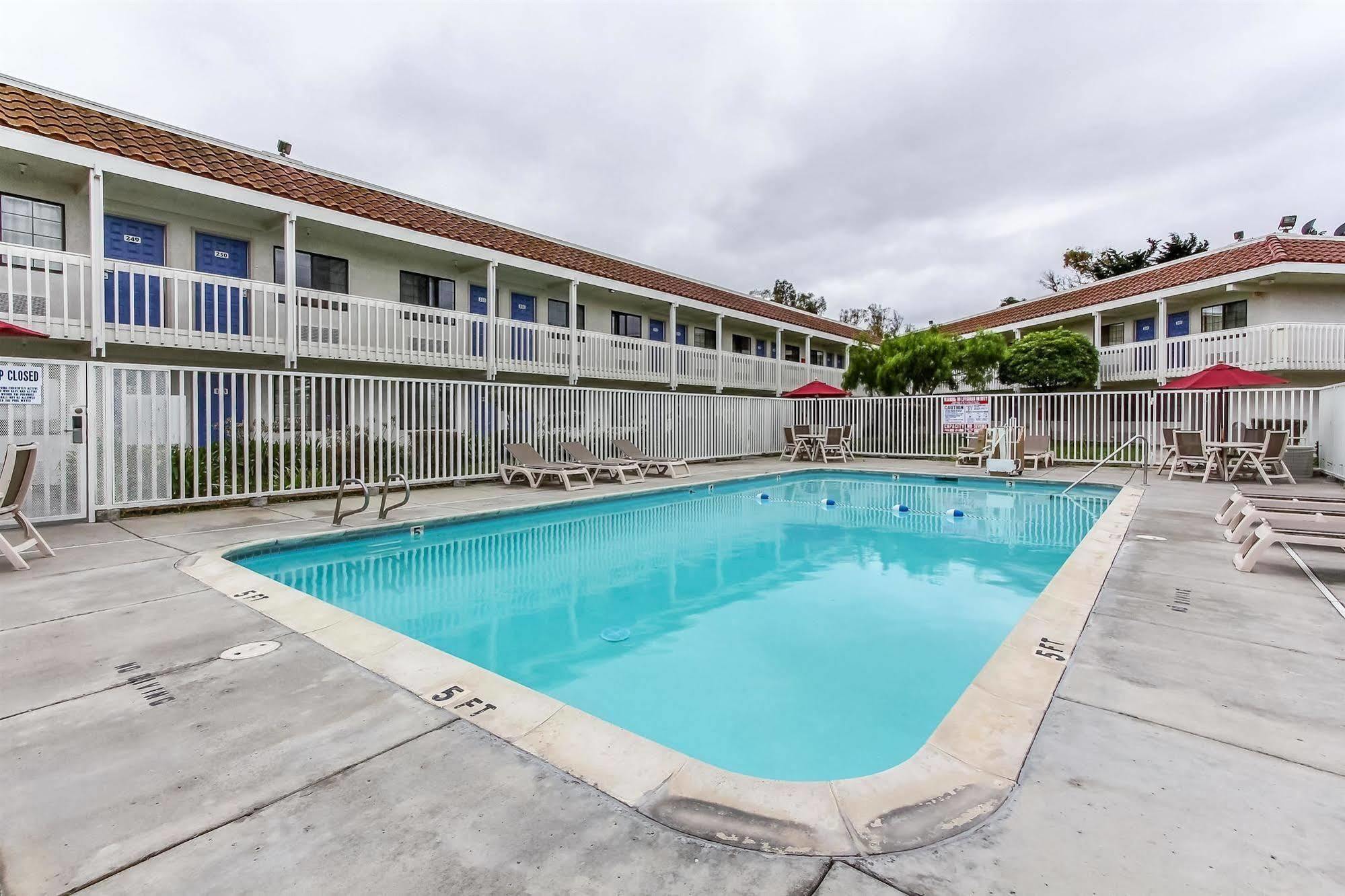 Motel 6-Salinas, Ca - North Monterey Area Bagian luar foto