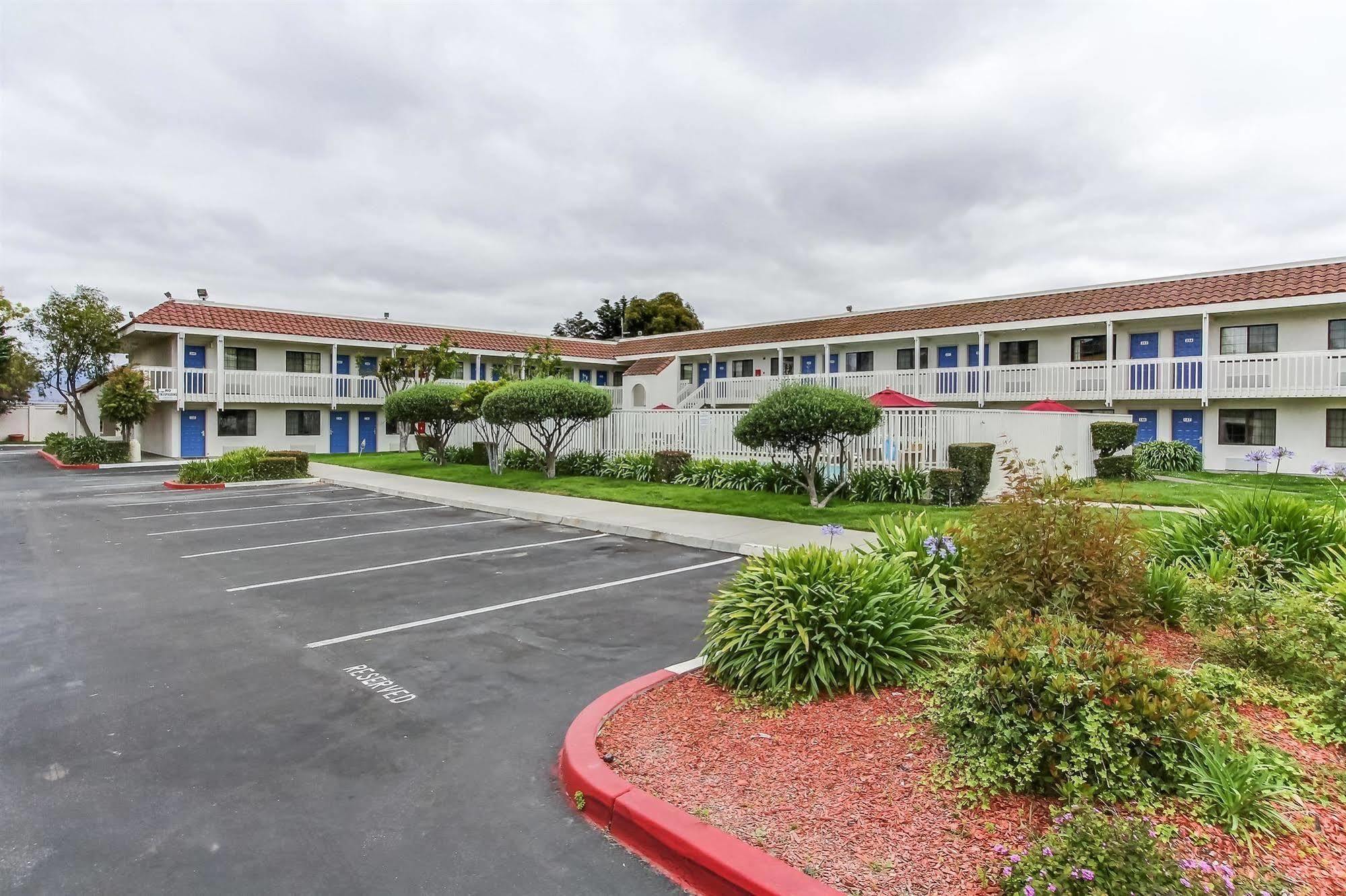 Motel 6-Salinas, Ca - North Monterey Area Bagian luar foto