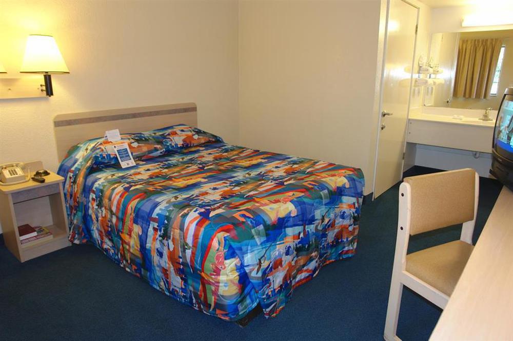 Motel 6-Salinas, Ca - North Monterey Area Ruang foto